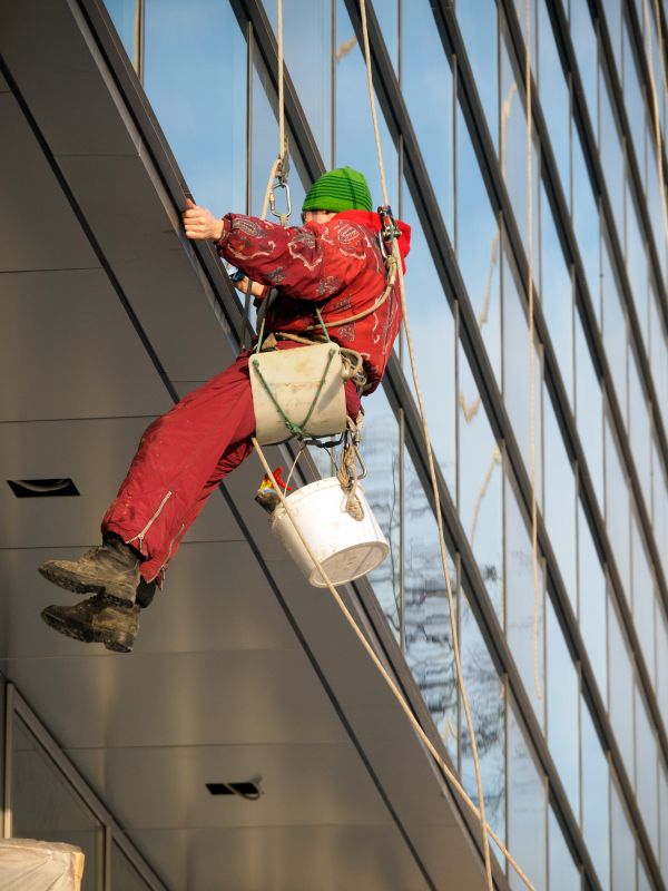 Strip Mall Window Cleaning in Baltimore, MD